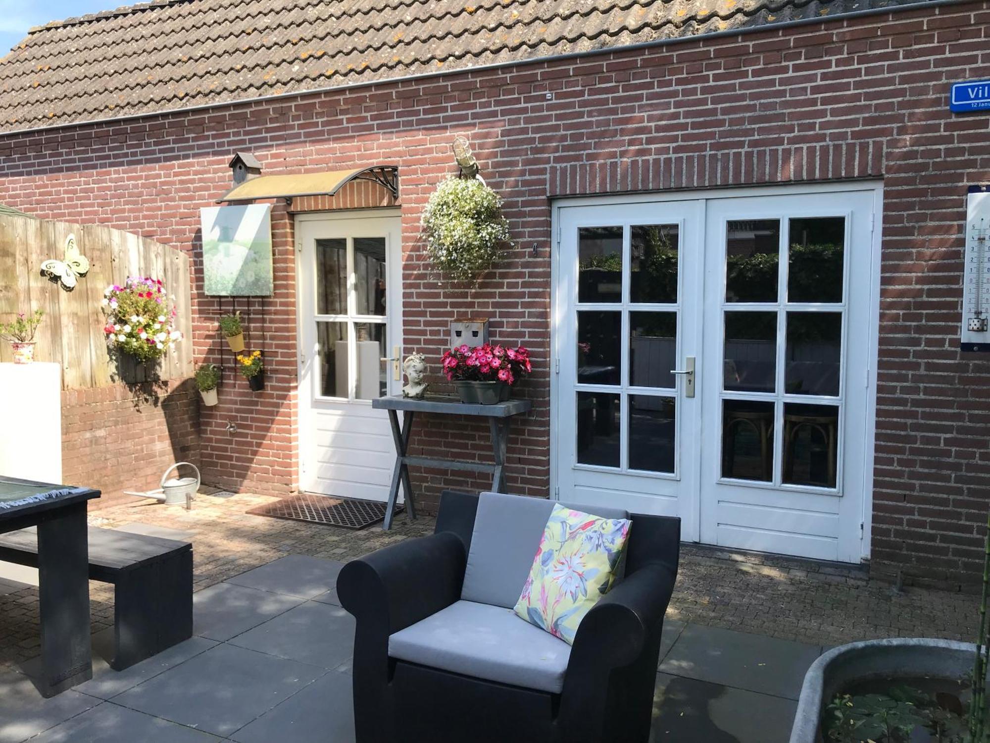 Villa Pats Gilze Exteriér fotografie