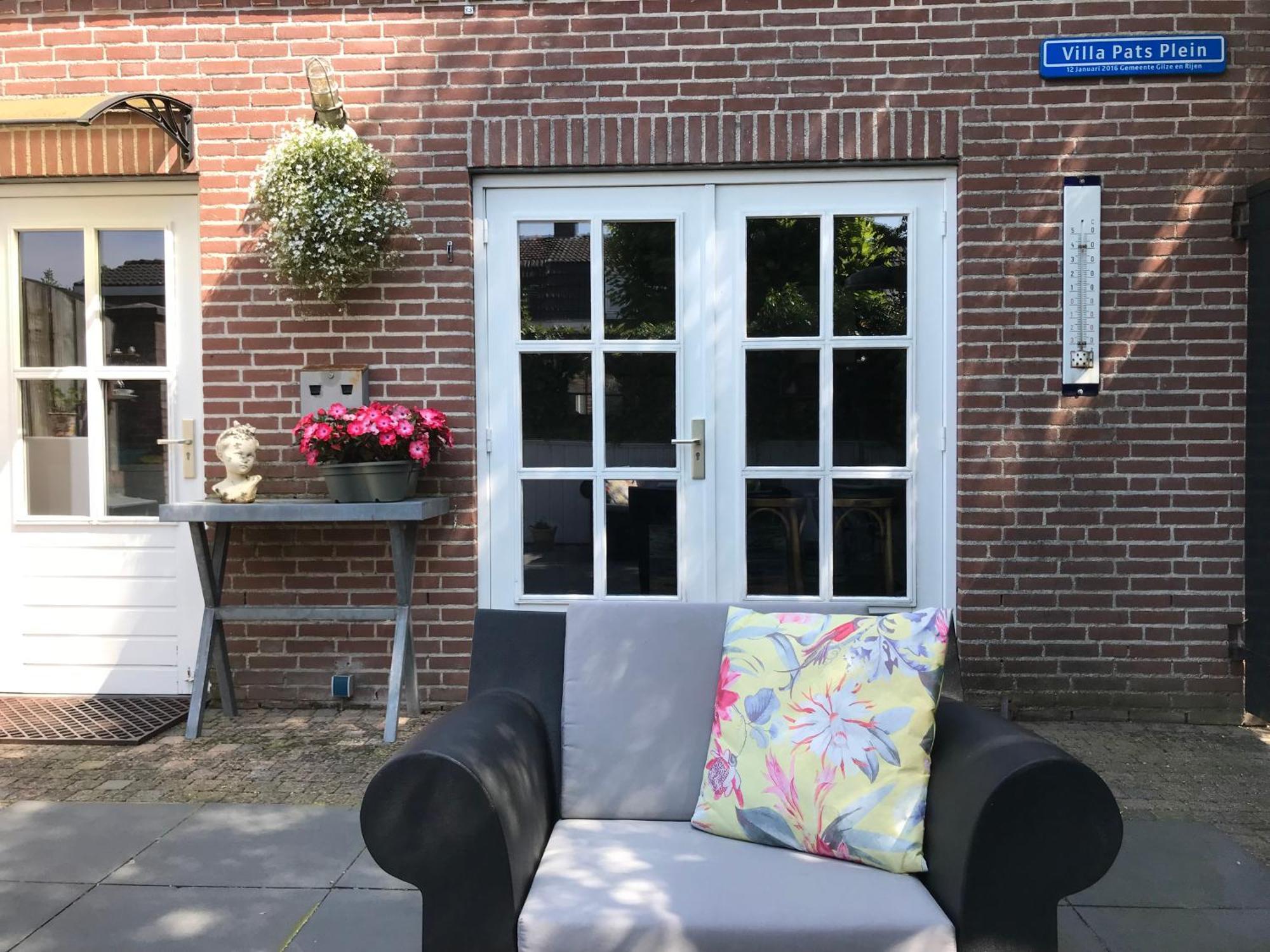 Villa Pats Gilze Exteriér fotografie